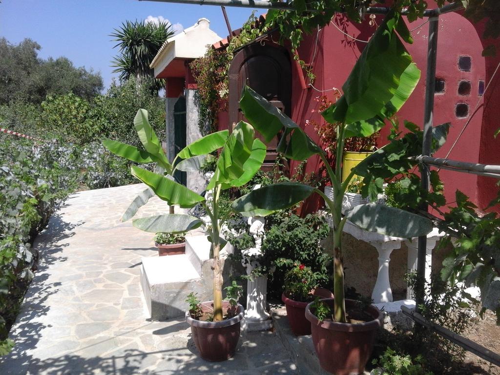 Malotu Resort Sinarádes المظهر الخارجي الصورة