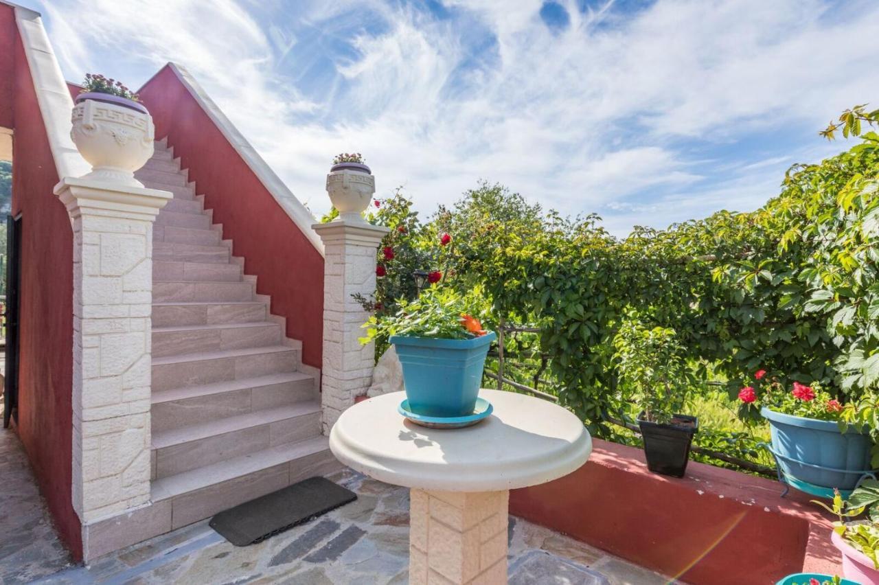 Malotu Resort Sinarádes المظهر الخارجي الصورة